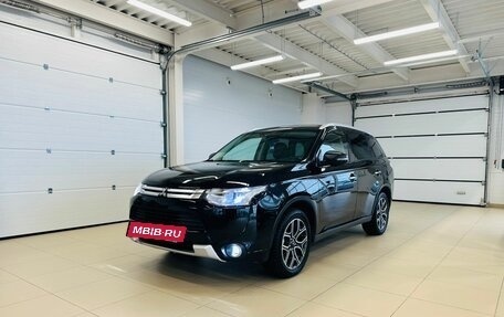 Mitsubishi Outlander III рестайлинг 3, 2014 год, 1 879 000 рублей, 2 фотография