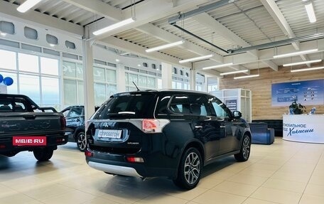 Mitsubishi Outlander III рестайлинг 3, 2014 год, 1 879 000 рублей, 6 фотография