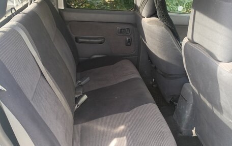 Nissan NP300, 2008 год, 999 999 рублей, 14 фотография