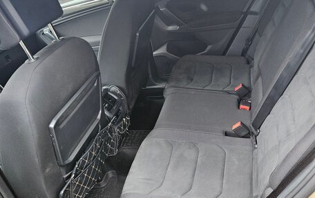 Volkswagen Tiguan II, 2019 год, 3 000 000 рублей, 5 фотография