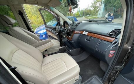 Mercedes-Benz Viano, 2013 год, 2 300 000 рублей, 17 фотография