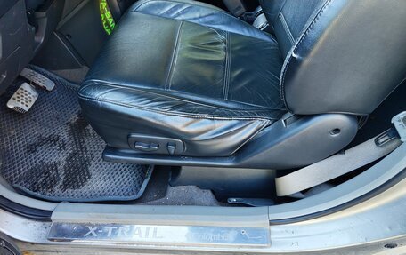 Nissan X-Trail, 2006 год, 900 000 рублей, 24 фотография