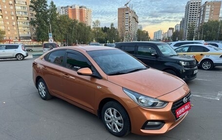 Hyundai Solaris II рестайлинг, 2018 год, 1 200 000 рублей, 3 фотография