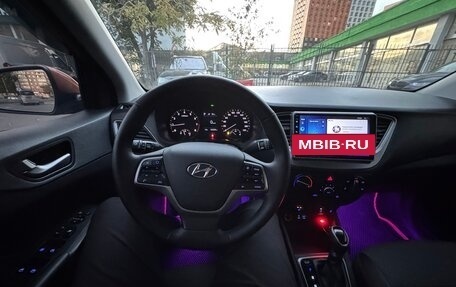 Hyundai Solaris II рестайлинг, 2018 год, 1 200 000 рублей, 26 фотография