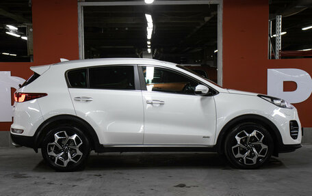 KIA Sportage IV рестайлинг, 2018 год, 2 298 000 рублей, 4 фотография