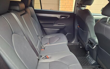 Toyota Highlander, 2025 год, 5 600 000 рублей, 7 фотография