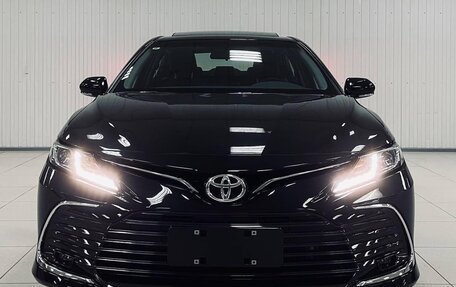 Toyota Camry, 2023 год, 3 590 000 рублей, 2 фотография