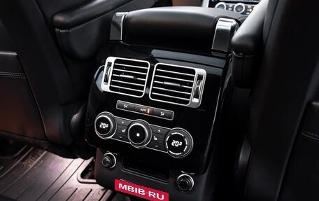 Land Rover Range Rover IV рестайлинг, 2015 год, 3 849 000 рублей, 26 фотография