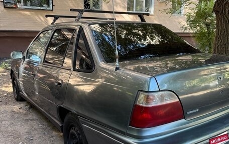 Daewoo Nexia I рестайлинг, 1997 год, 130 000 рублей, 3 фотография