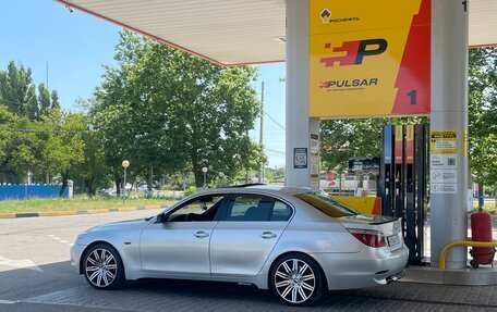 BMW 5 серия, 2004 год, 1 050 000 рублей, 13 фотография
