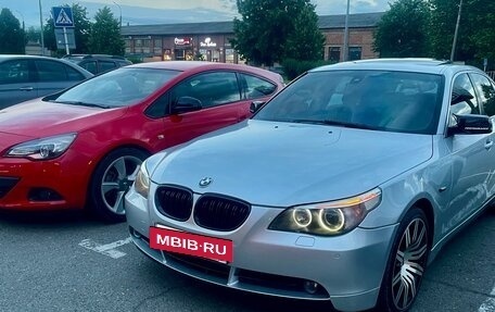 BMW 5 серия, 2004 год, 1 050 000 рублей, 14 фотография