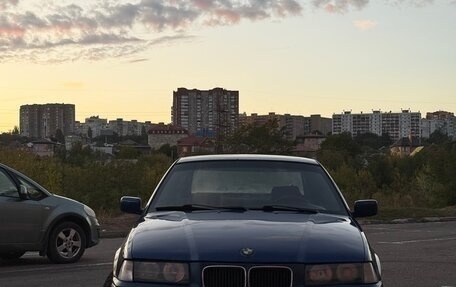 BMW 3 серия, 1992 год, 235 000 рублей, 2 фотография