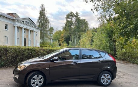 Hyundai Solaris II рестайлинг, 2015 год, 1 050 000 рублей, 4 фотография