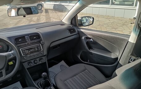 Volkswagen Polo VI (EU Market), 2017 год, 1 090 000 рублей, 30 фотография