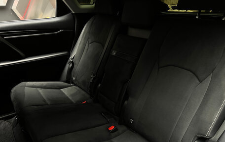 Lexus RX IV рестайлинг, 2019 год, 2 750 000 рублей, 16 фотография