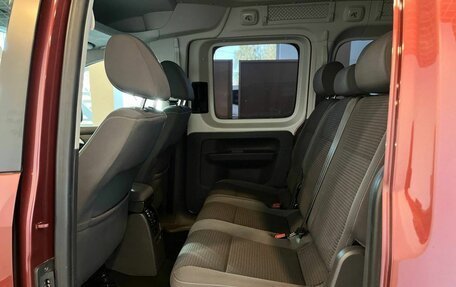 Volkswagen Caddy III рестайлинг, 2011 год, 960 000 рублей, 24 фотография