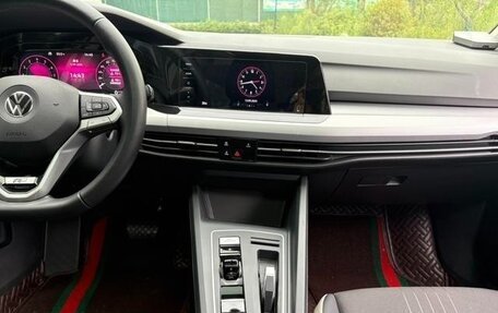Volkswagen Golf GTI, 2021 год, 1 500 000 рублей, 11 фотография