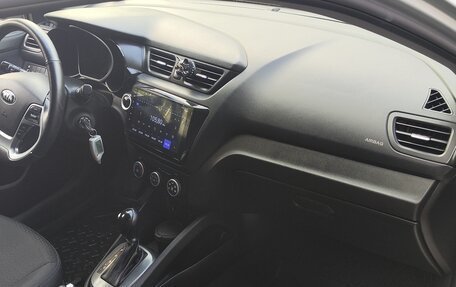 KIA Rio III рестайлинг, 2016 год, 975 000 рублей, 13 фотография