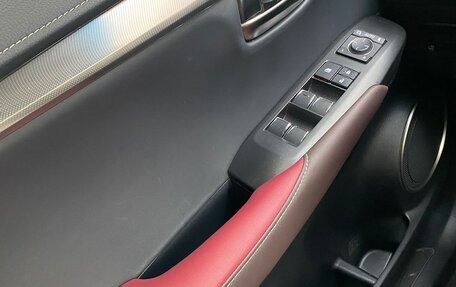 Lexus NX I, 2018 год, 2 950 000 рублей, 9 фотография