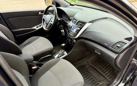 Hyundai Solaris II рестайлинг, 2011 год, 875 000 рублей, 16 фотография