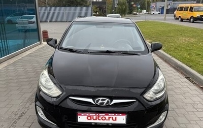 Hyundai Solaris II рестайлинг, 2013 год, 850 000 рублей, 1 фотография