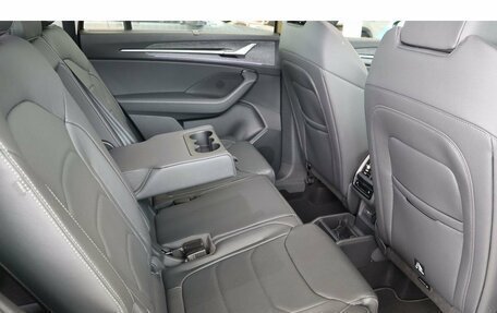 Skoda Kodiaq, 2025 год, 5 600 000 рублей, 17 фотография