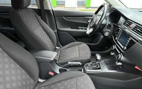 KIA Rio IV, 2018 год, 1 199 000 рублей, 10 фотография