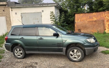Mitsubishi Outlander III рестайлинг 3, 2005 год, 750 000 рублей, 4 фотография