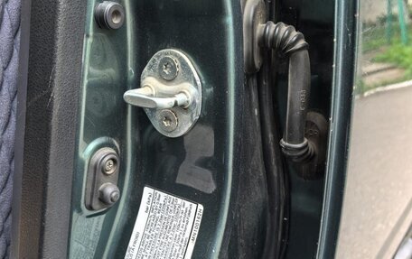 Mitsubishi Outlander III рестайлинг 3, 2005 год, 750 000 рублей, 10 фотография