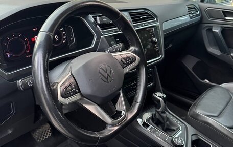 Volkswagen Tiguan II, 2021 год, 2 850 000 рублей, 5 фотография