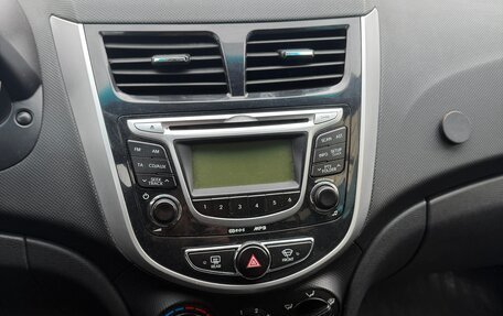 Hyundai Solaris II рестайлинг, 2013 год, 850 000 рублей, 8 фотография