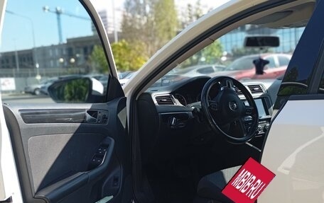 Volkswagen Jetta VI, 2012 год, 1 240 000 рублей, 7 фотография