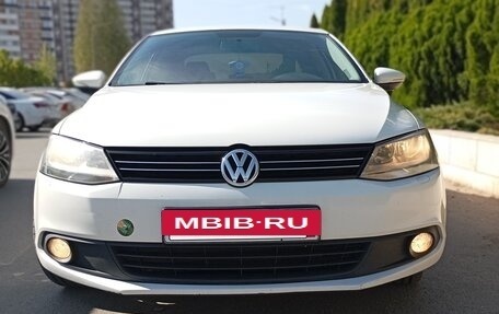 Volkswagen Jetta VI, 2012 год, 1 240 000 рублей, 12 фотография