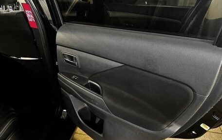 Mitsubishi Outlander III рестайлинг 3, 2018 год, 2 500 000 рублей, 20 фотография