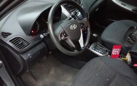 Hyundai Solaris II рестайлинг, 2016 год, 595 000 рублей, 4 фотография