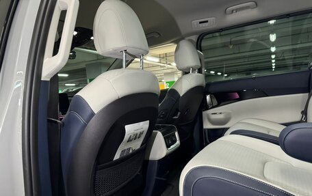 KIA Carnival, 2024 год, 7 850 000 рублей, 1 фотография