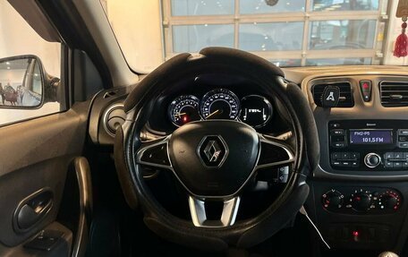Renault Logan II, 2019 год, 995 000 рублей, 10 фотография