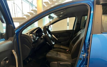 Renault Logan II, 2019 год, 995 000 рублей, 16 фотография