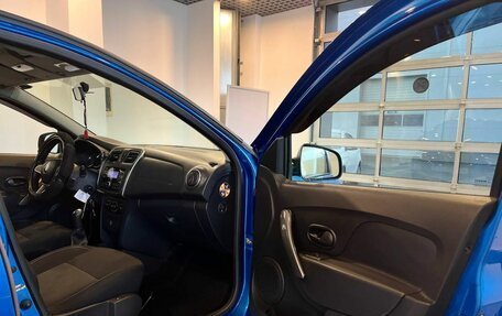 Renault Logan II, 2019 год, 995 000 рублей, 26 фотография
