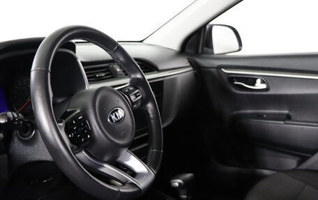 KIA Rio IV, 2021 год, 1 799 990 рублей, 9 фотография