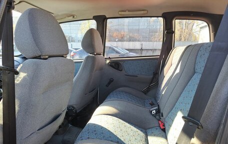 Chevrolet Niva I рестайлинг, 2005 год, 289 000 рублей, 15 фотография