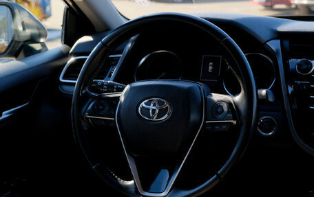 Toyota Camry, 2018 год, 2 017 090 рублей, 13 фотография