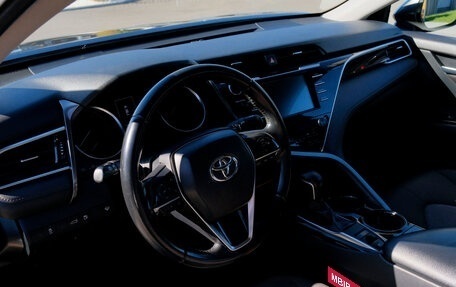 Toyota Camry, 2018 год, 2 017 090 рублей, 14 фотография