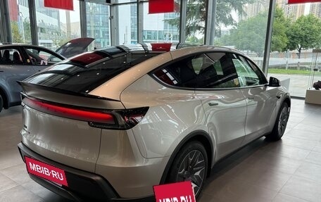 Tesla Model Y I, 2025 год, 6 400 000 рублей, 7 фотография