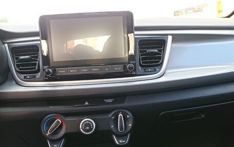 KIA Rio IV, 2021 год, 1 790 000 рублей, 13 фотография