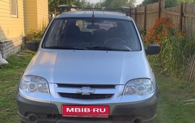 Chevrolet Niva I рестайлинг, 2010 год, 370 000 рублей, 1 фотография