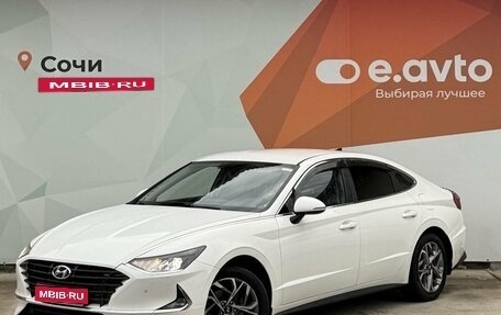 Hyundai Sonata VIII, 2021 год, 1 870 000 рублей, 1 фотография