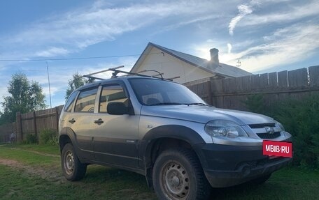 Chevrolet Niva I рестайлинг, 2010 год, 370 000 рублей, 2 фотография