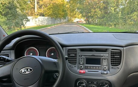 KIA Rio II, 2010 год, 700 000 рублей, 8 фотография