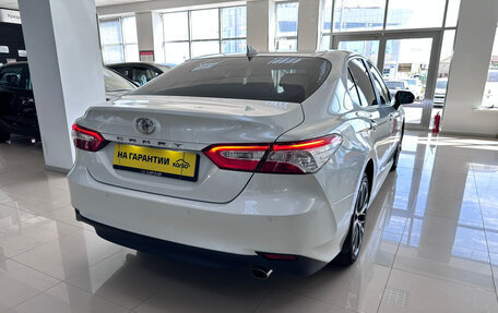 Toyota Camry, 2021 год, 2 790 000 рублей, 4 фотография